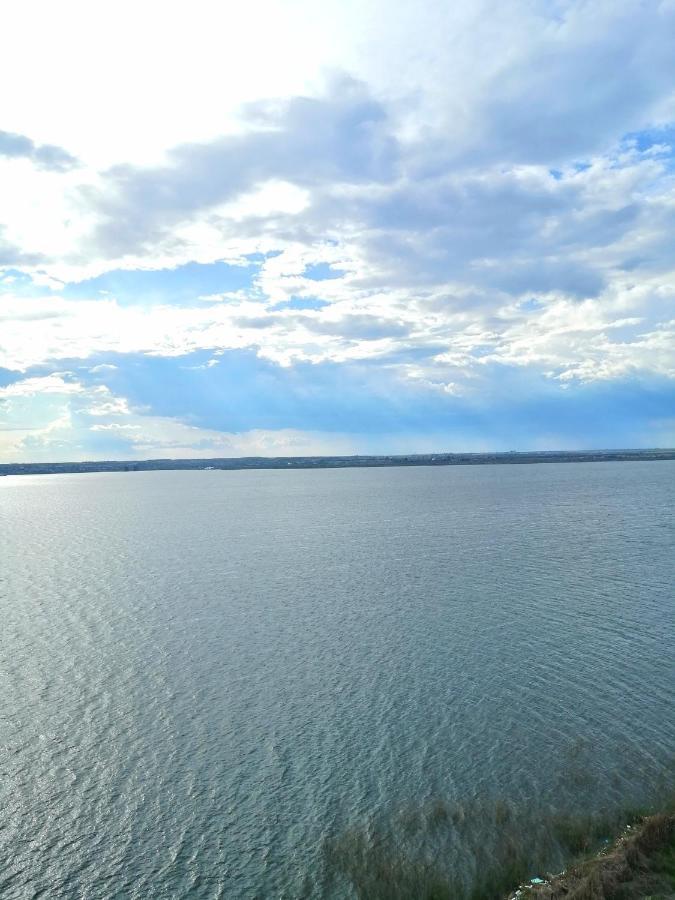 Apartament Spatios Cu 2 Camere In Centrul Statiunii Mamaia -73Mp - ! Eksteriør billede